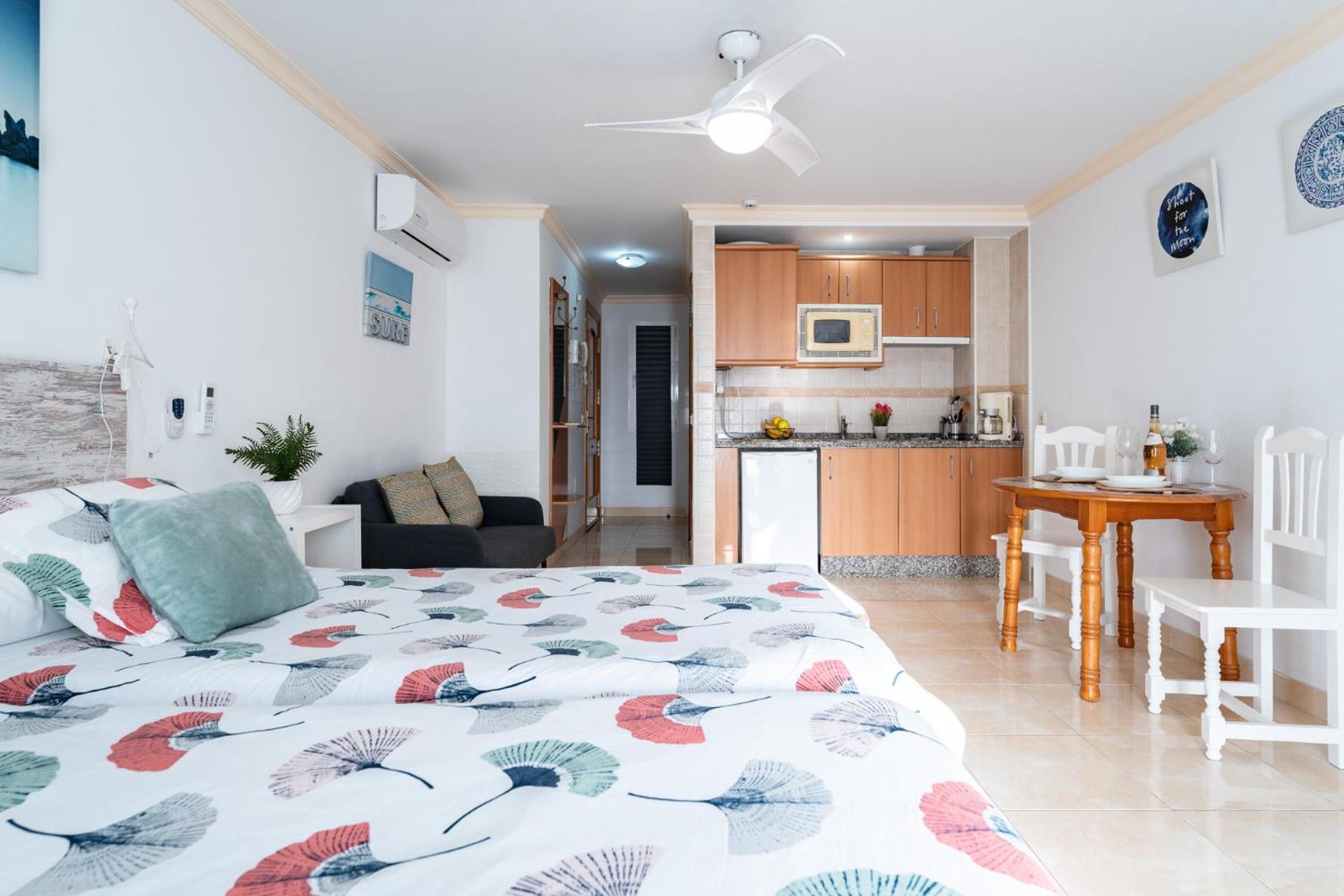 Malagasuite El Levante Apartments Torremolinos Ngoại thất bức ảnh